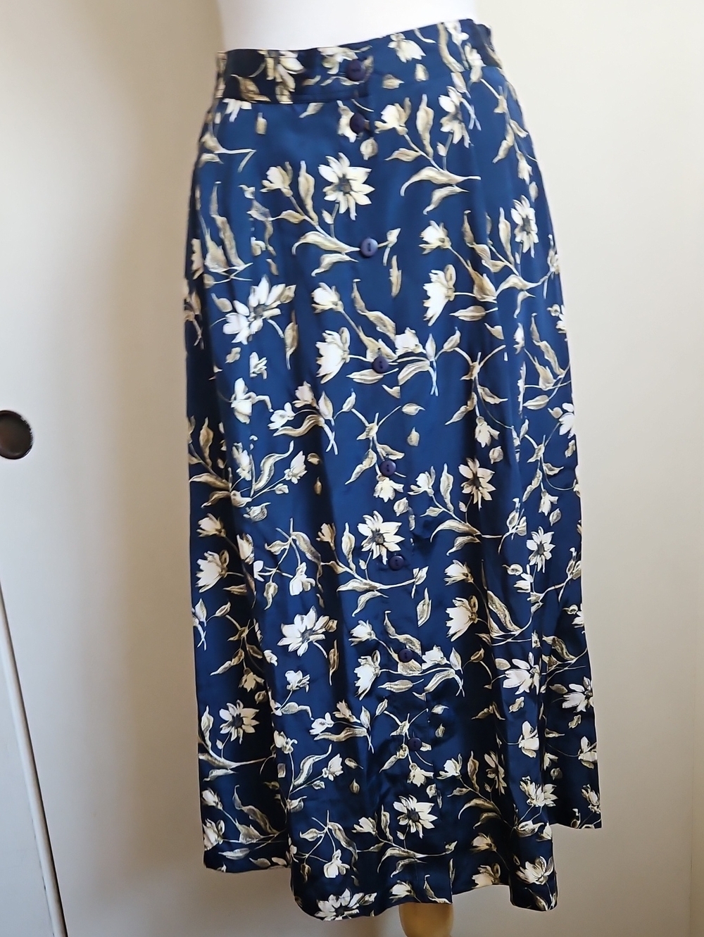 Ann&Frank Blue Floral Silk Front Buttons Midi-Skirt Size Small